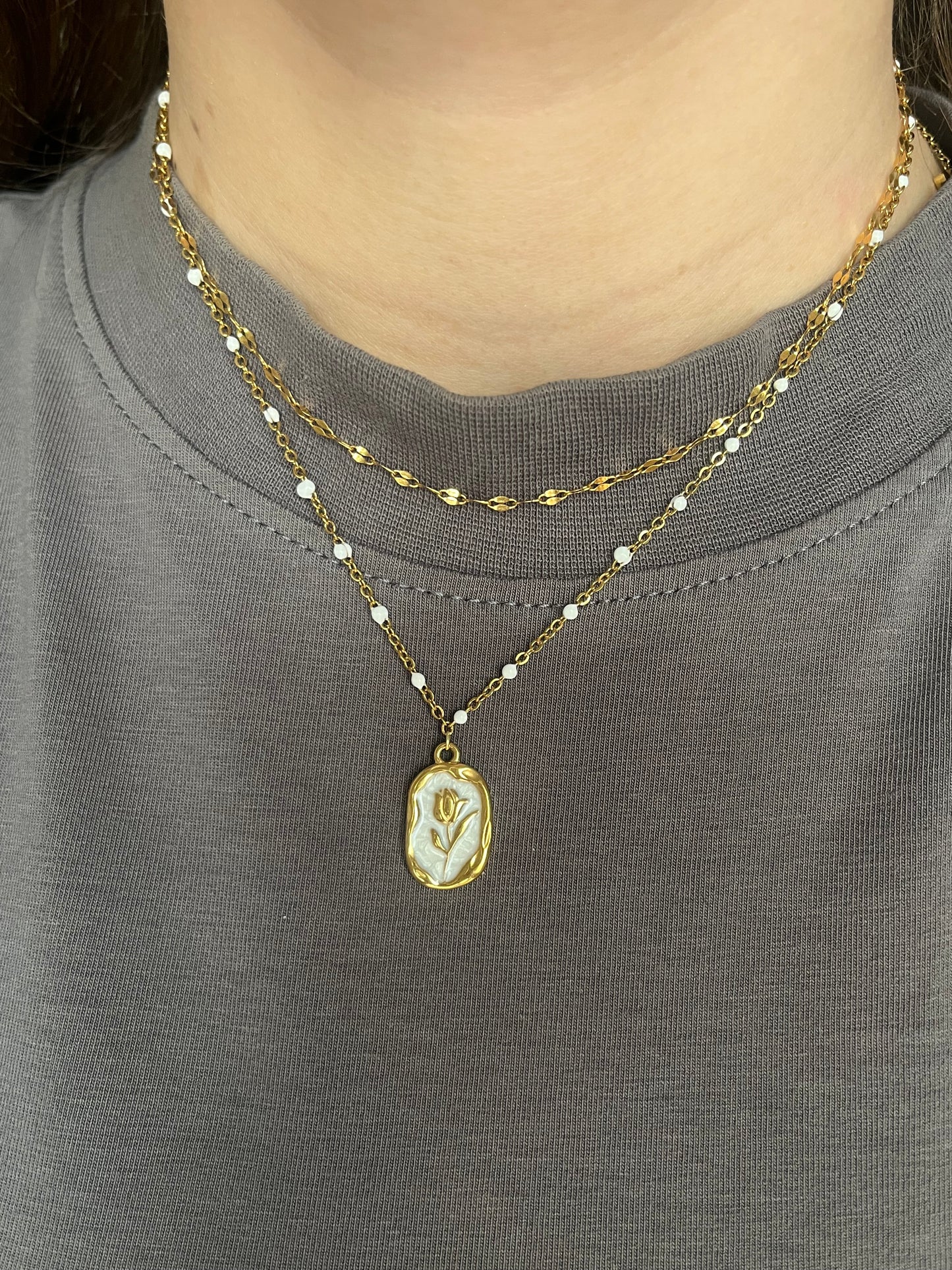Collier camélia