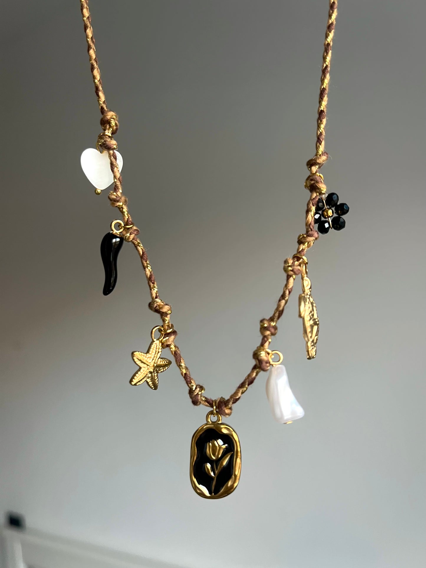 Collier Naya